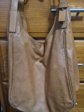Frye Camel/Tan Leather Shoulder Hobo Bag